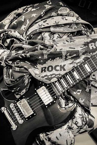 Fidella-ringsling-Rock-n-Rolla-silver_b2.jpg